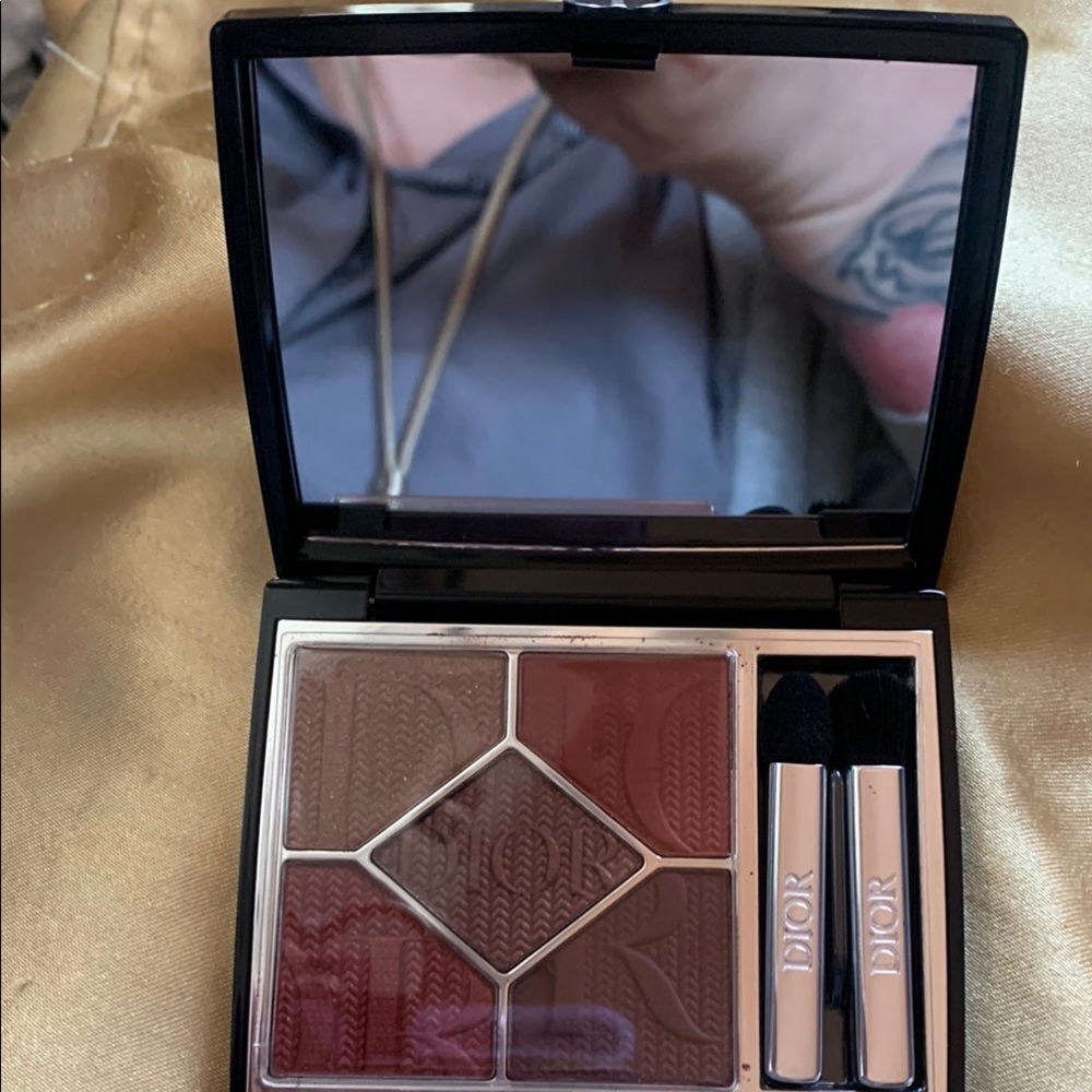 Dior Glossy Black Eyeshadow Makeup Compact - Picture 4 of 5